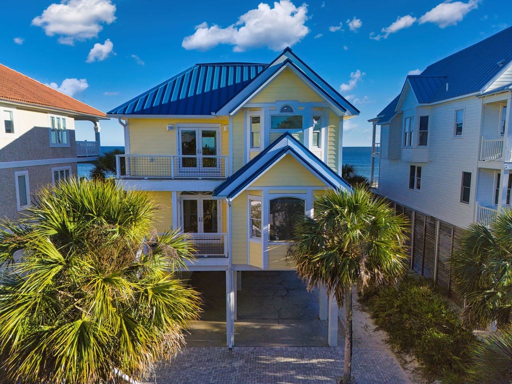 2262 Sailfish Dr, St. George Island 32328
