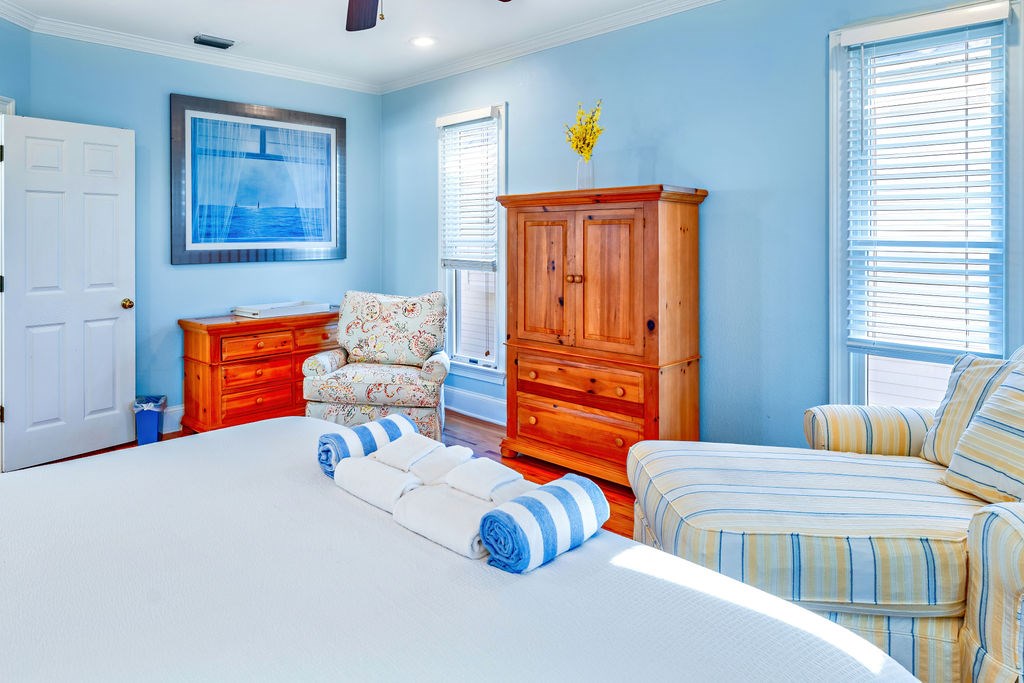 2262 Sailfish Dr, St. George Island 32328