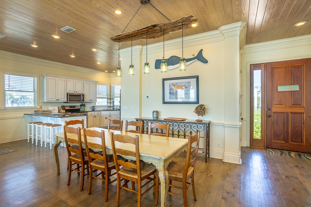 2116 Tarpon Ln, St. George Island 32328