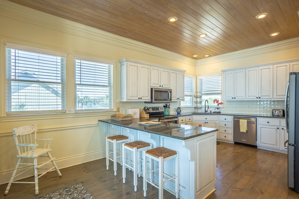 2116 Tarpon Ln, St. George Island 32328