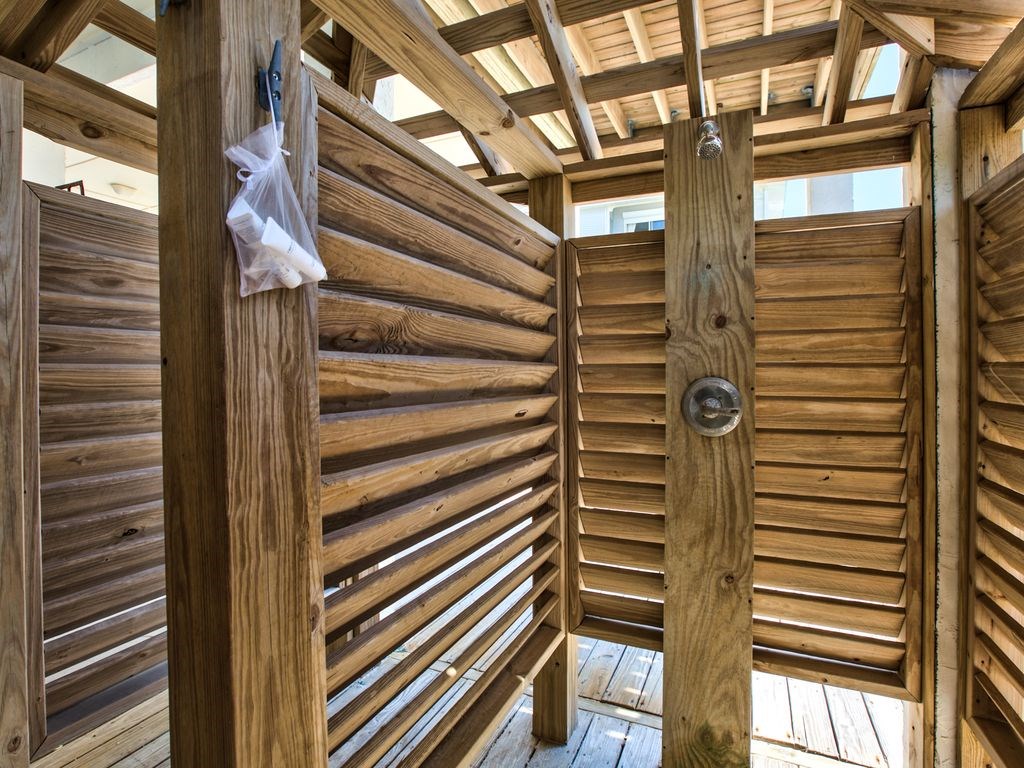 1920 Coral Reef Rd, St. George Island 32328