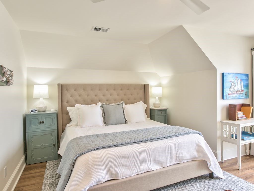 1920 Coral Reef Rd, St. George Island 32328