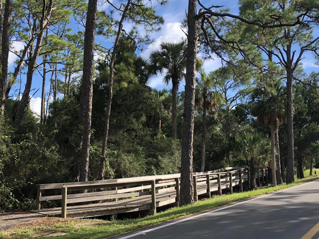 1920 Coral Reef Rd, St. George Island 32328