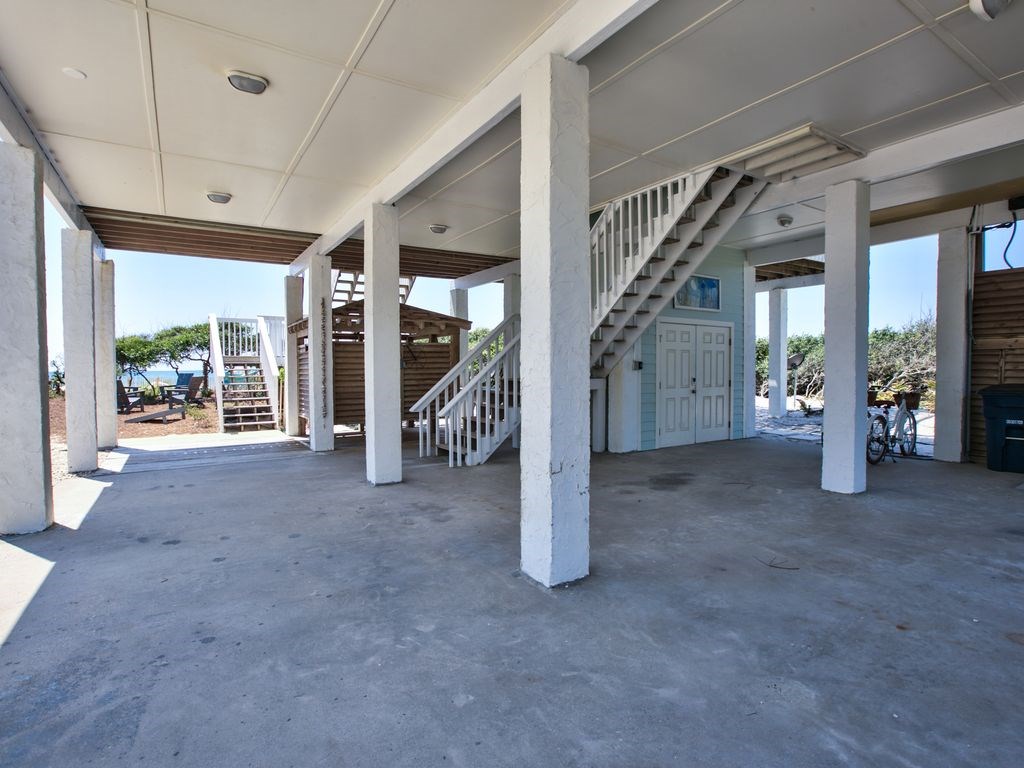 1920 Coral Reef Rd, St. George Island 32328