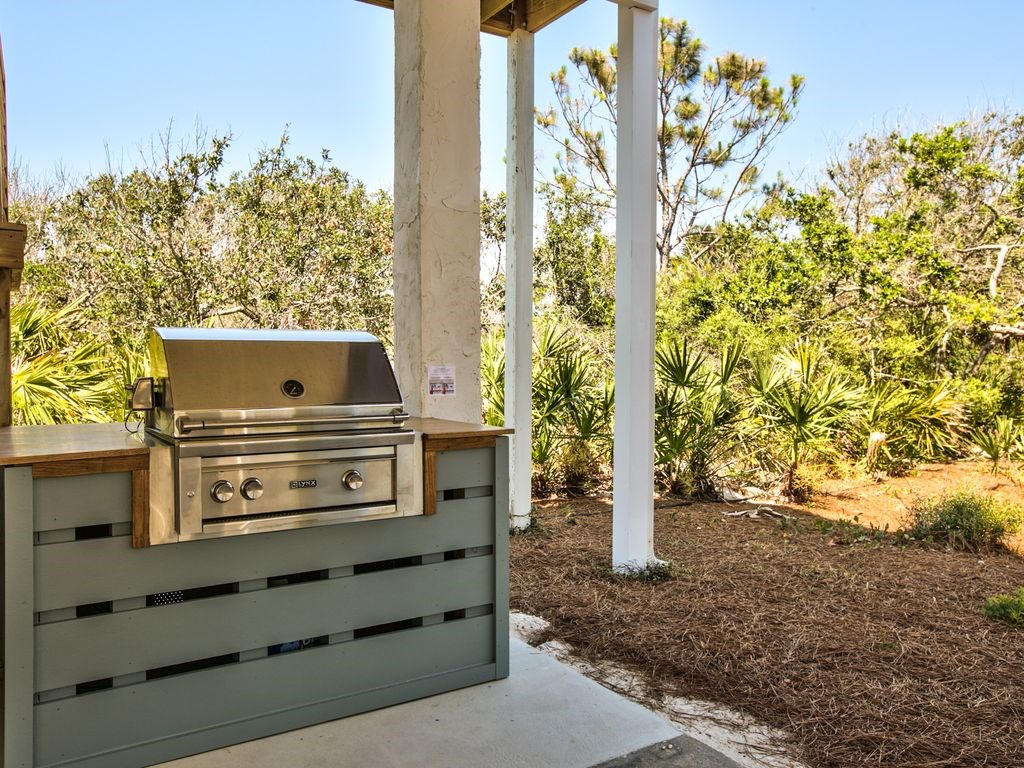 1920 Coral Reef Rd, St. George Island 32328