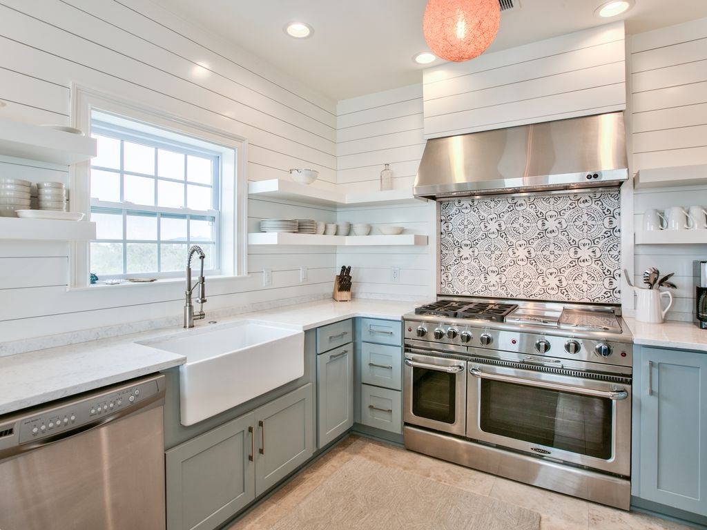 1920 Coral Reef Rd, St. George Island 32328