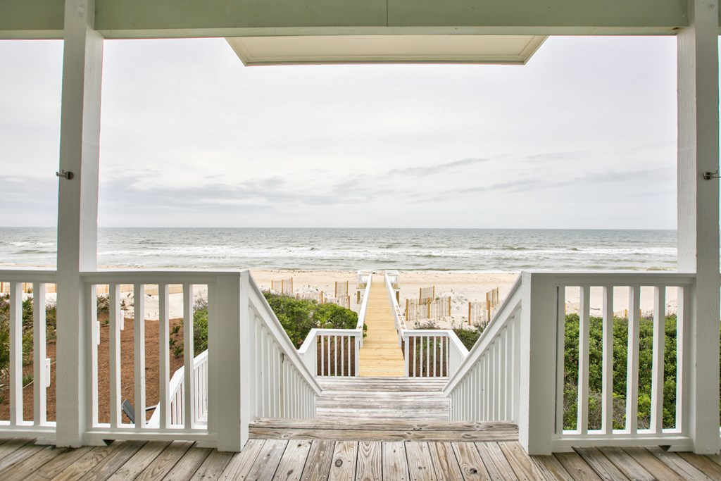 1920 Coral Reef Rd, St. George Island 32328
