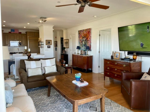 112 Franklin Blvd # 301, St. George Island 32328 Unit: 301