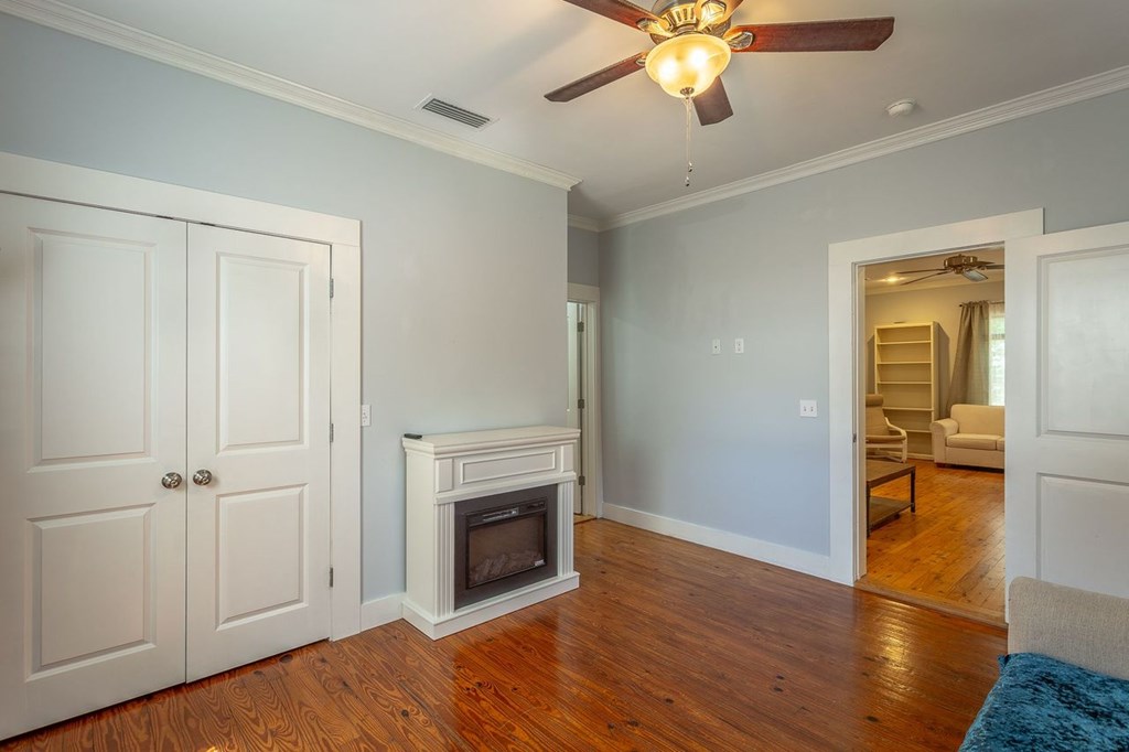 106 17th St, 32320