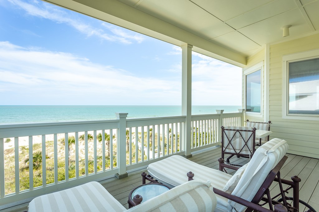 2136 Palmetto Way, St. George Island 32328