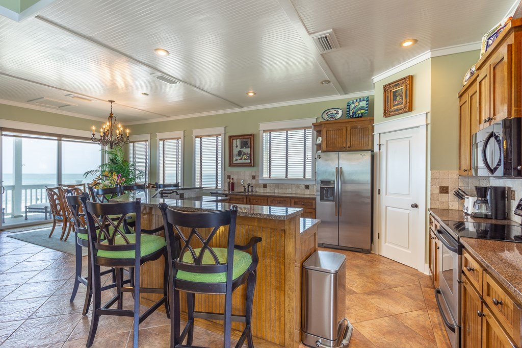 2136 Palmetto Way, St. George Island 32328