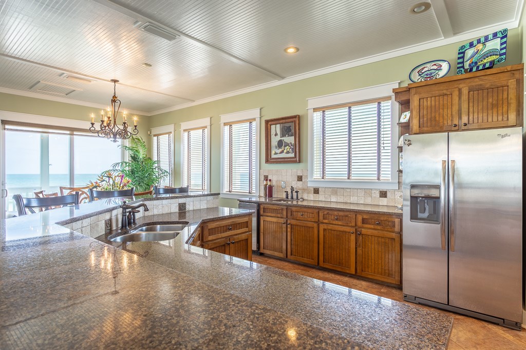 2136 Palmetto Way, St. George Island 32328