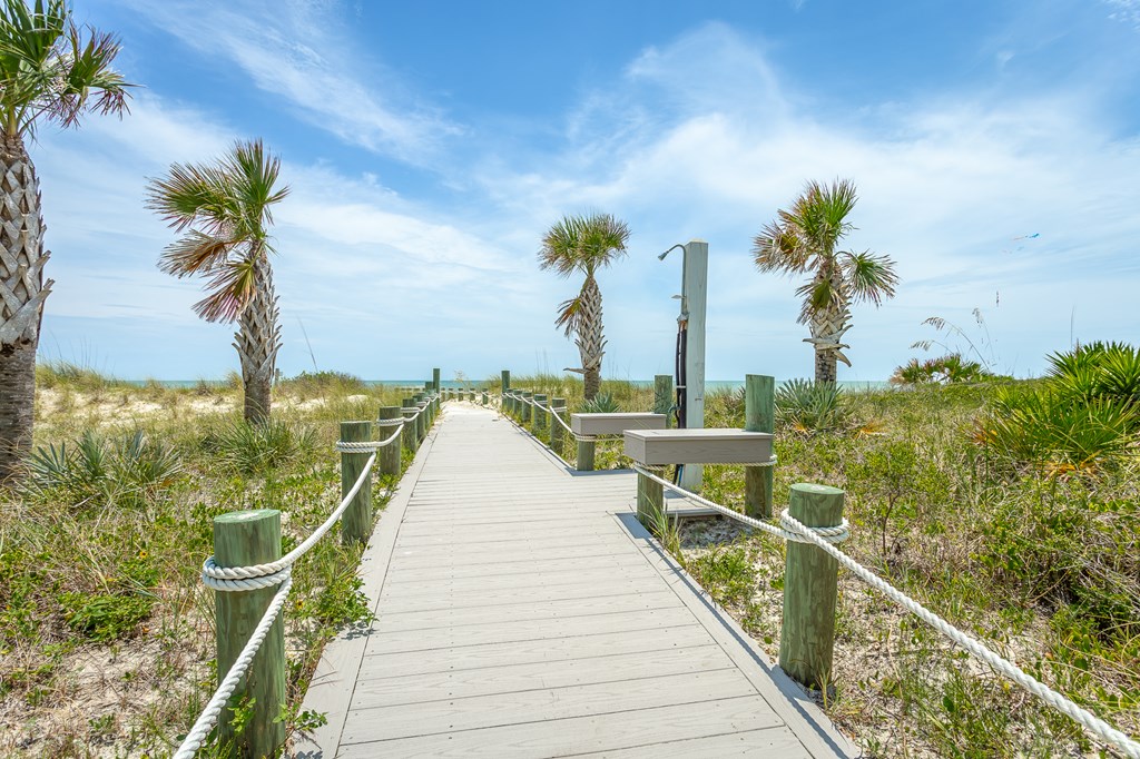 2136 Palmetto Way, St. George Island 32328