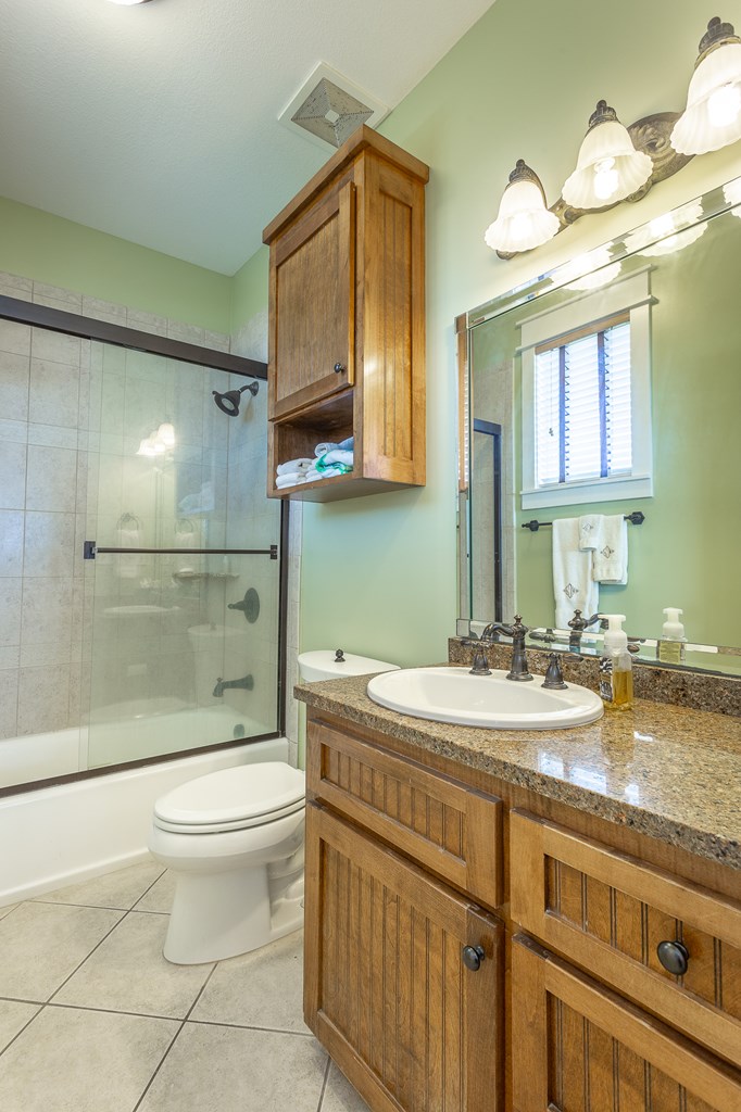 2136 Palmetto Way, St. George Island 32328