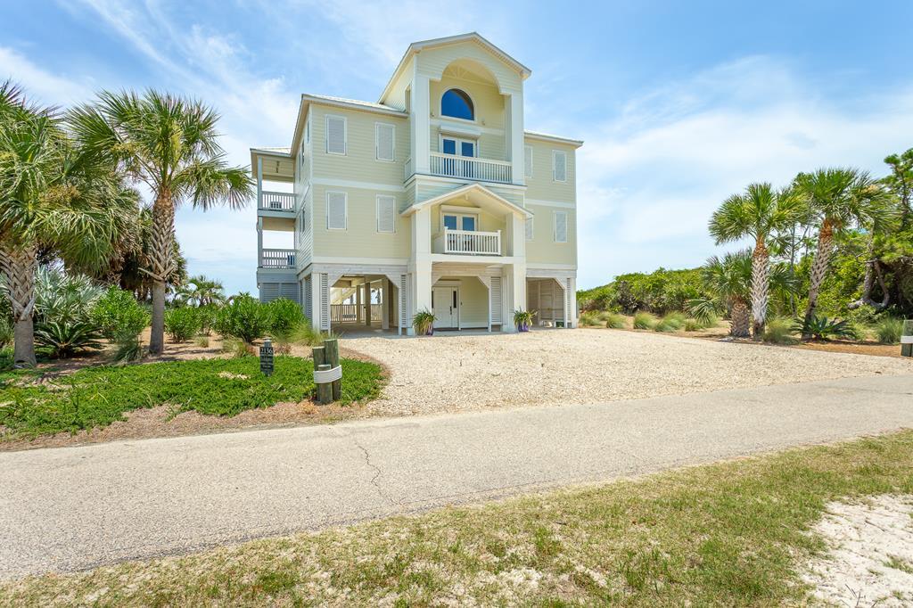 2136 Palmetto Way, St. George Island 32328