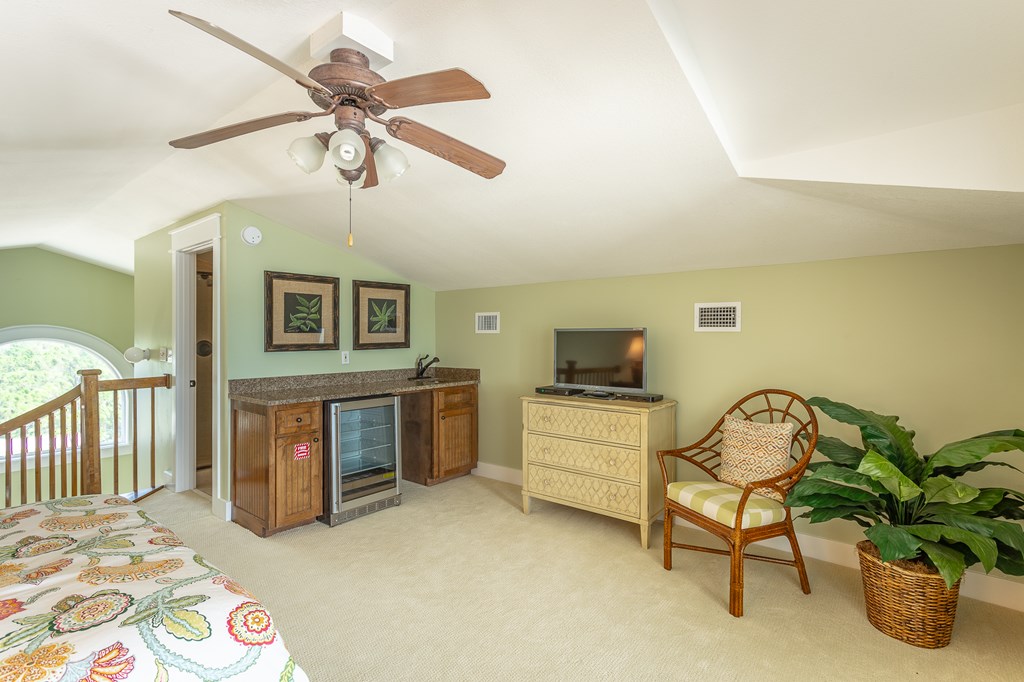 2136 Palmetto Way, St. George Island 32328