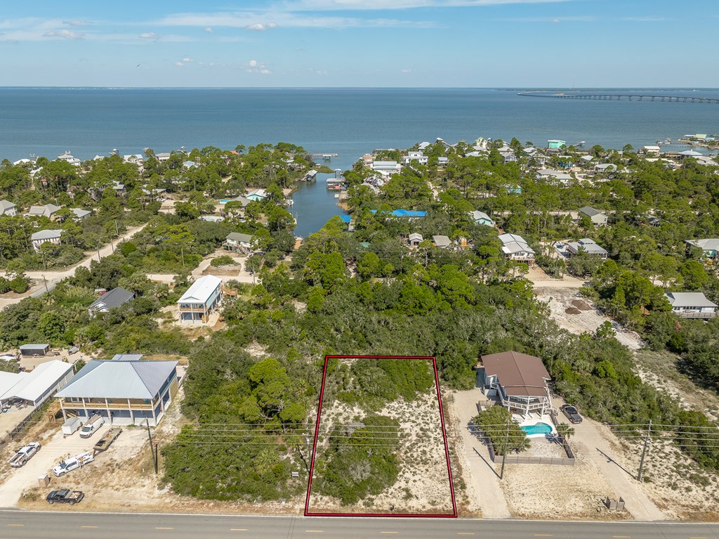 757 W Gulf Beach Dr, St. George Island 32328