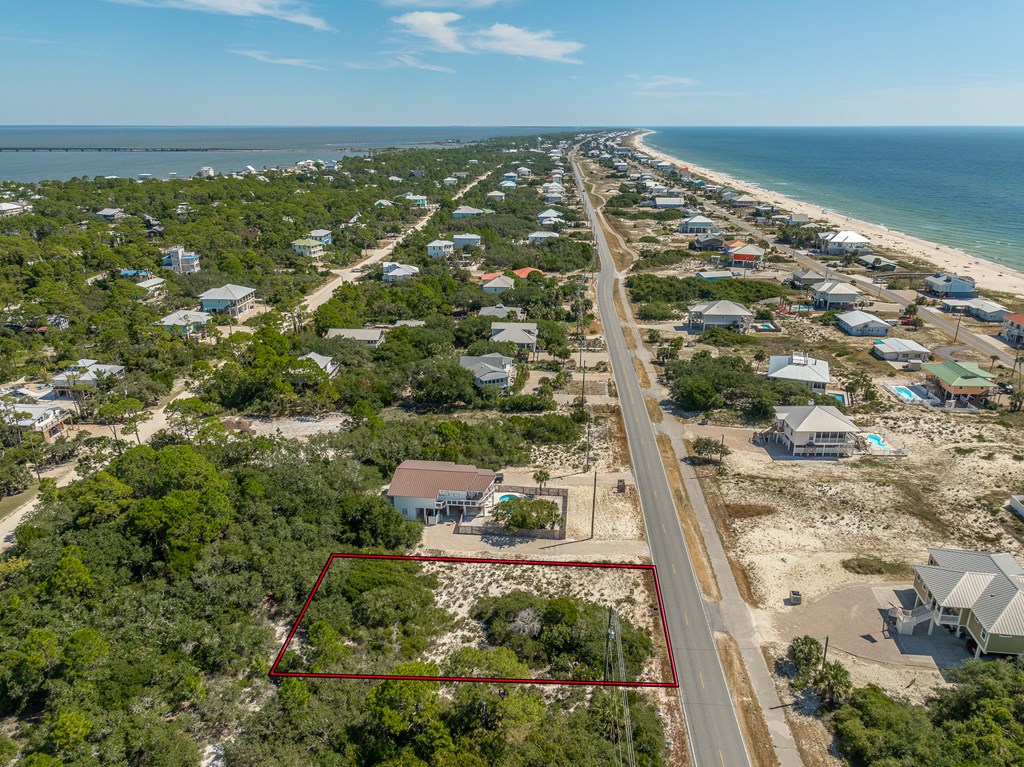 757 W Gulf Beach Dr, St. George Island 32328