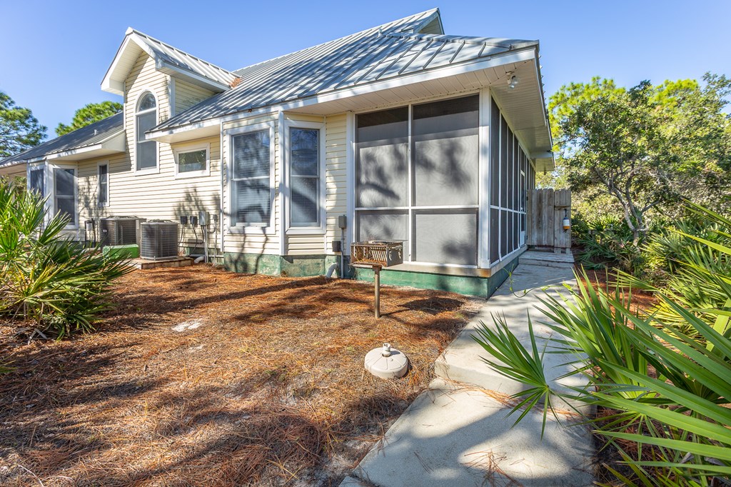1208 Sea Dune Dr, St. George Island 32328