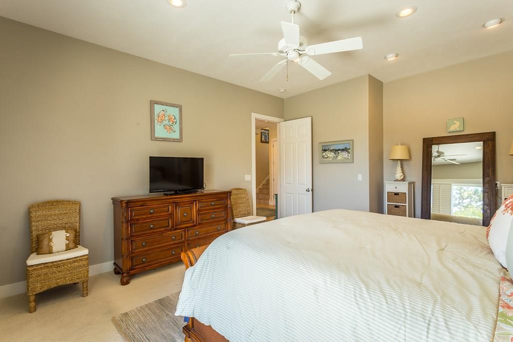 1704 Magnolia Rd, St. George Island 32328