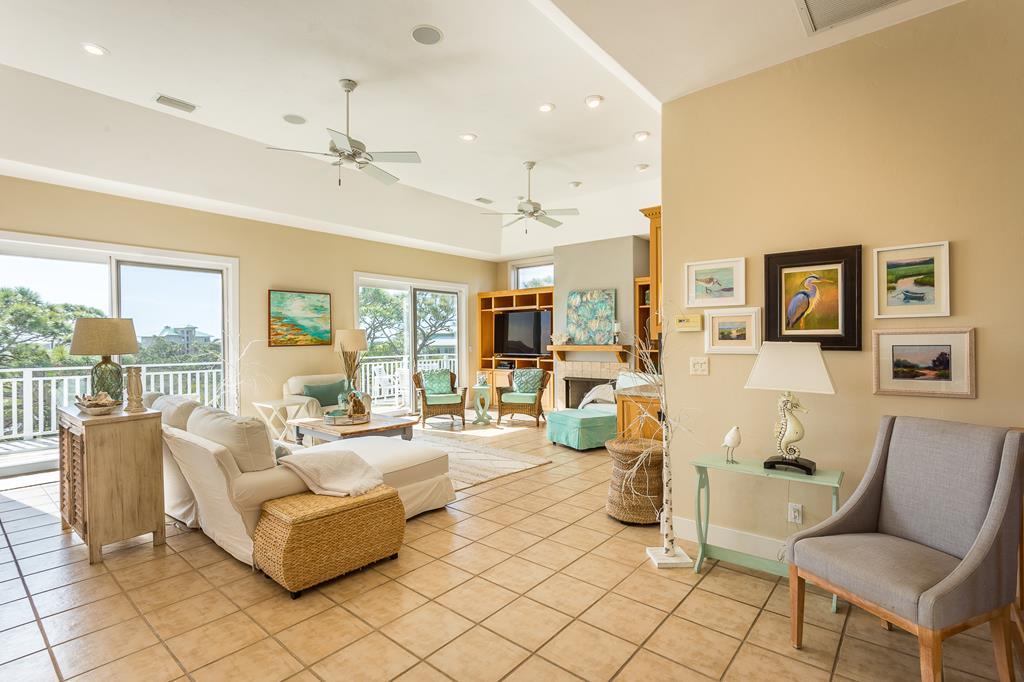 1704 Magnolia Rd, St. George Island 32328