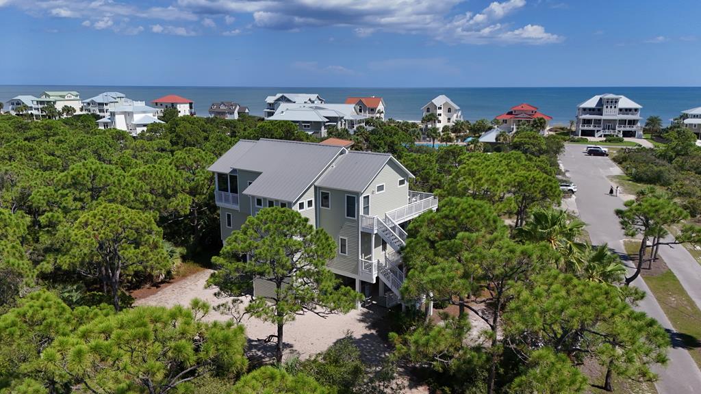 1704 Magnolia Rd, St. George Island 32328