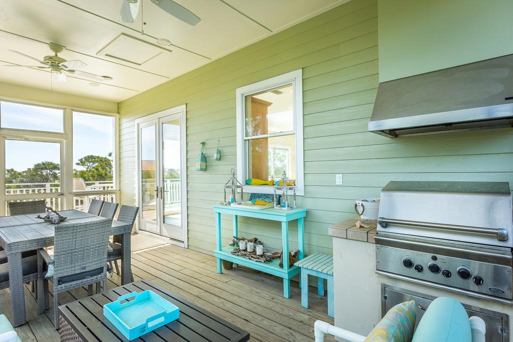 1704 Magnolia Rd, St. George Island 32328