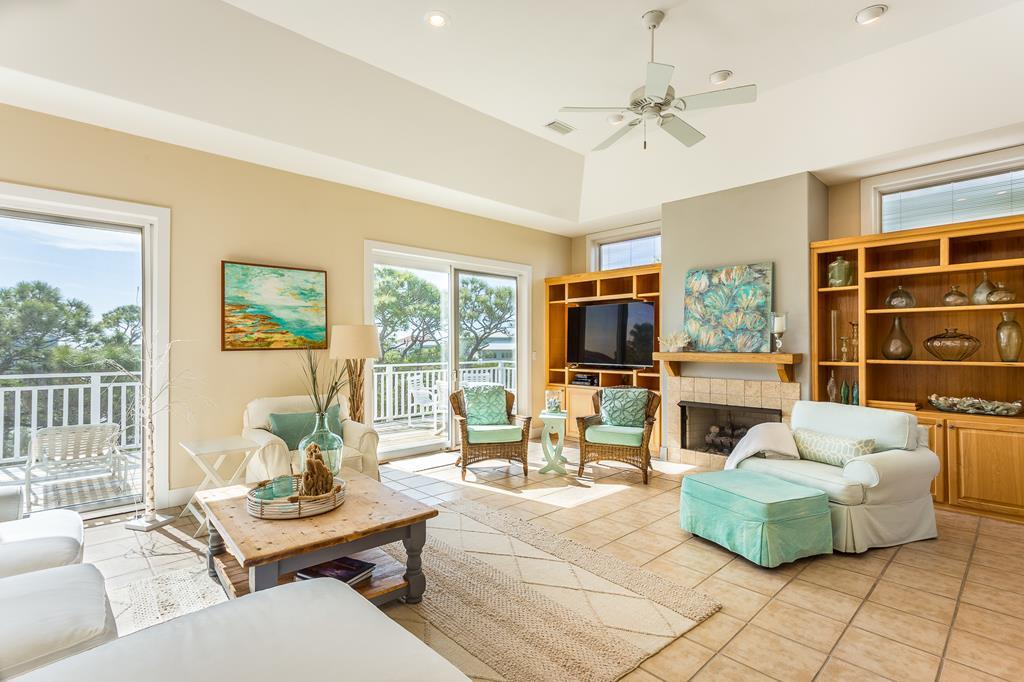 1704 Magnolia Rd, St. George Island 32328