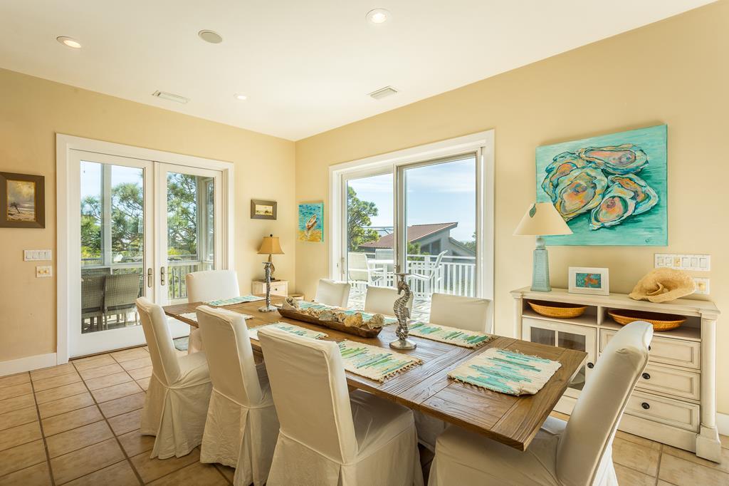 1704 Magnolia Rd, St. George Island 32328