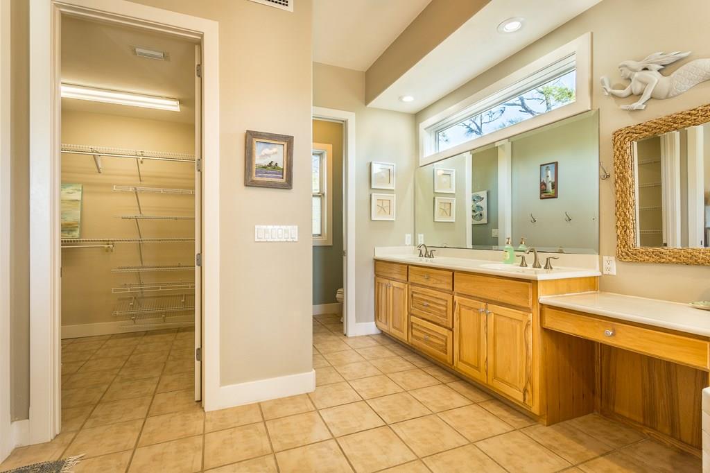 1704 Magnolia Rd, St. George Island 32328