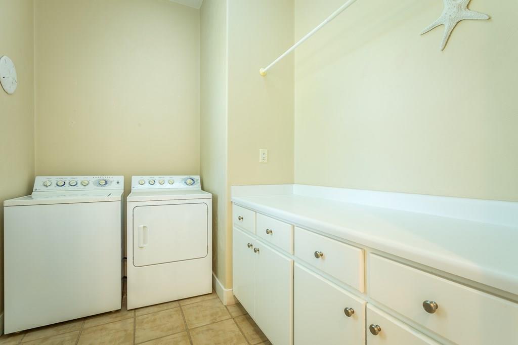 1704 Magnolia Rd, St. George Island 32328