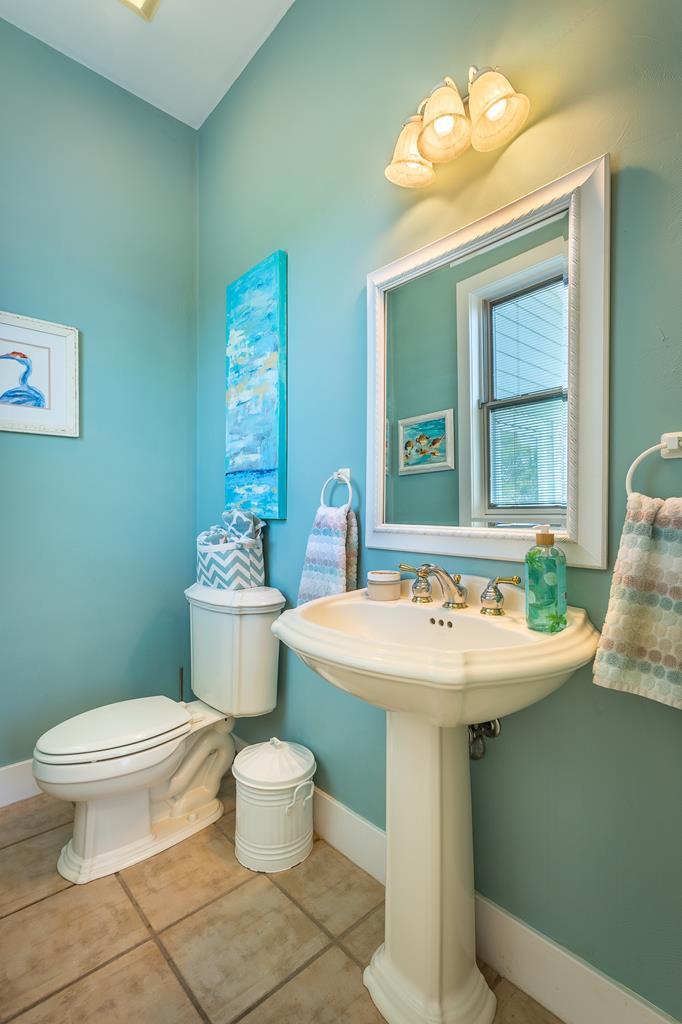 1704 Magnolia Rd, St. George Island 32328