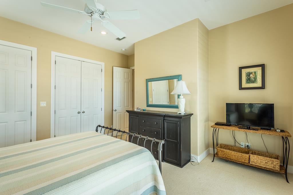 1704 Magnolia Rd, St. George Island 32328