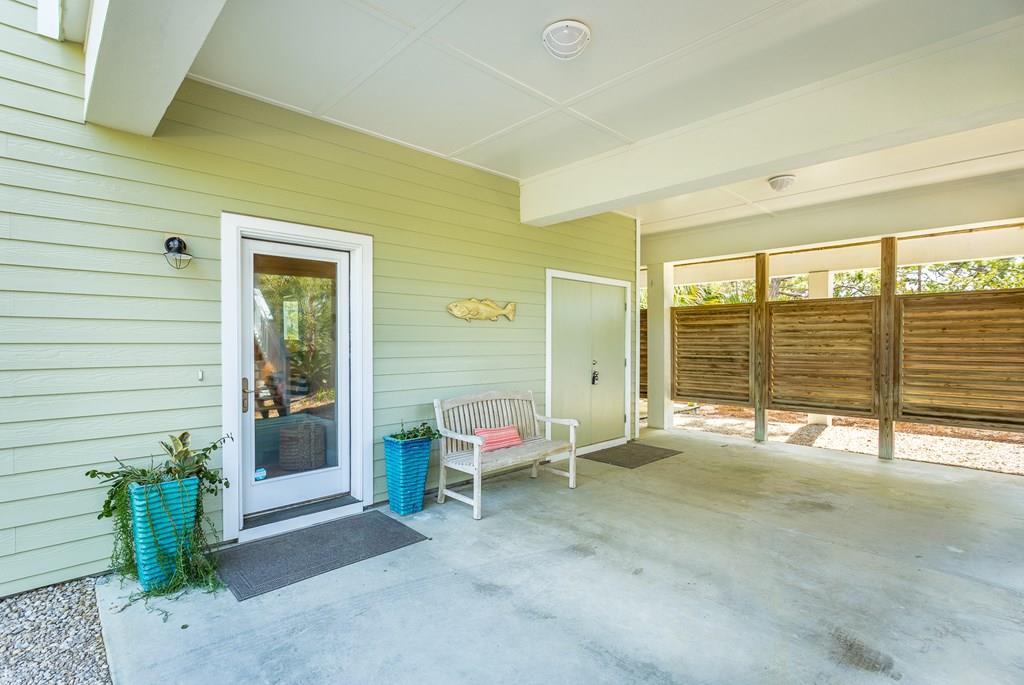 1704 Magnolia Rd, St. George Island 32328