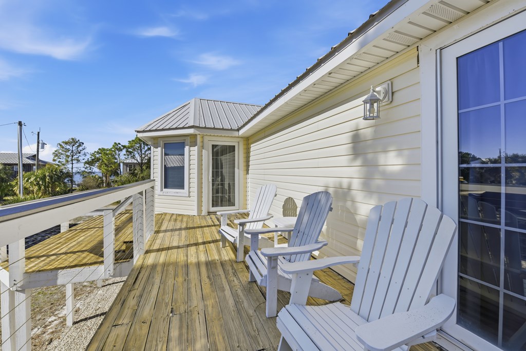 325 Marks St, St. George Island 32328