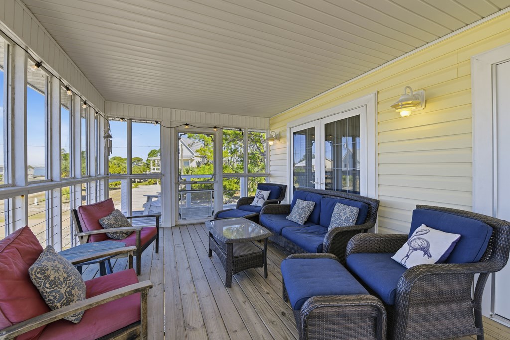 325 Marks St, St. George Island 32328