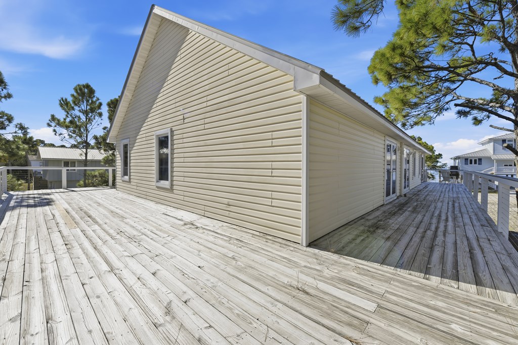 325 Marks St, St. George Island 32328