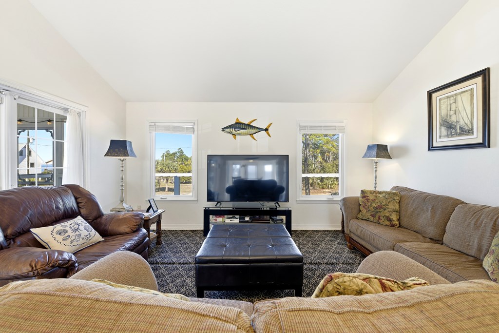 325 Marks St, St. George Island 32328