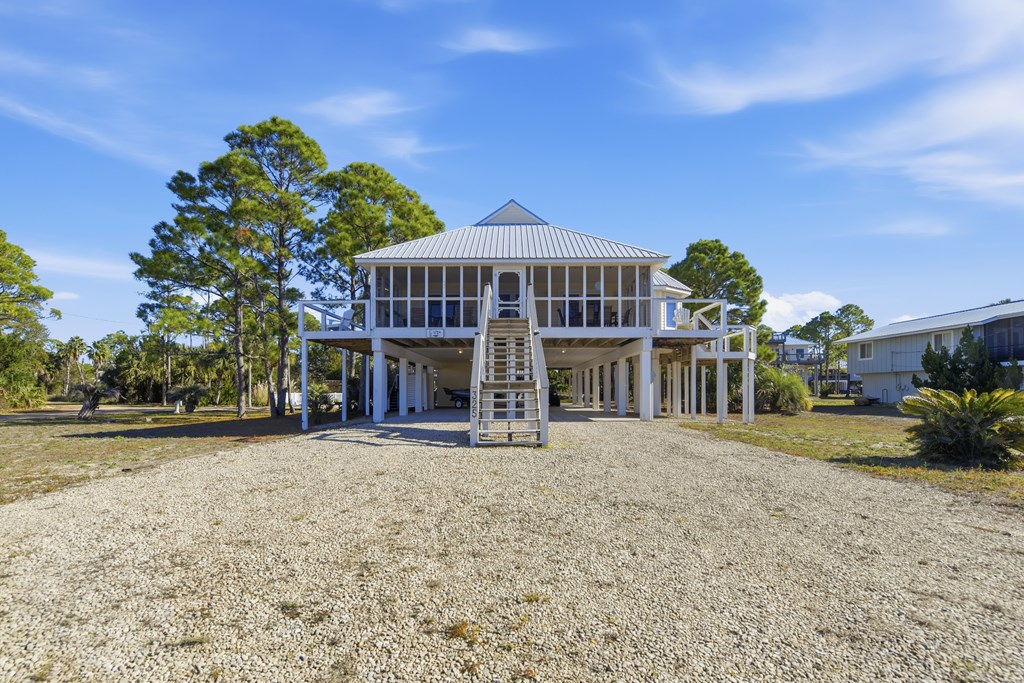 325 Marks St, St. George Island 32328