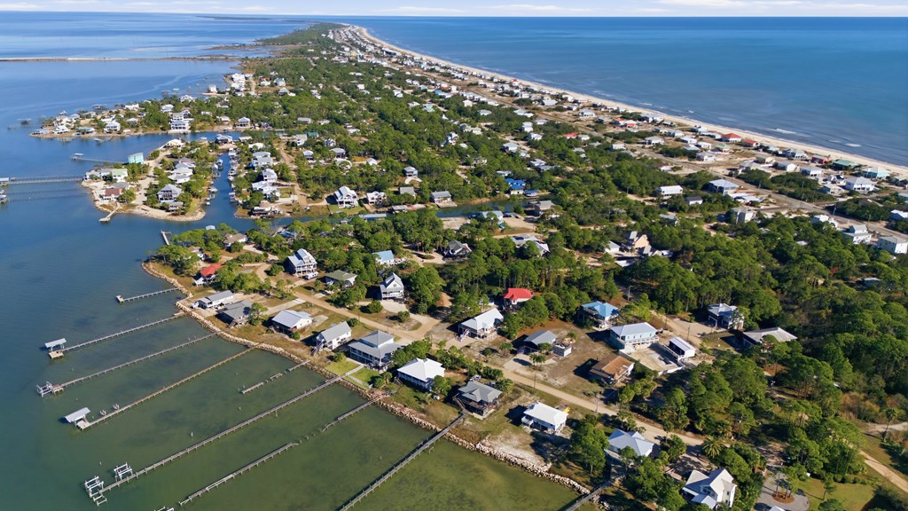 325 Marks St, St. George Island 32328