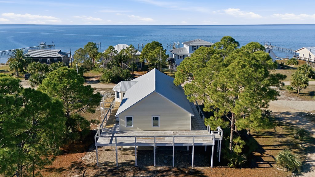 325 Marks St, St. George Island 32328