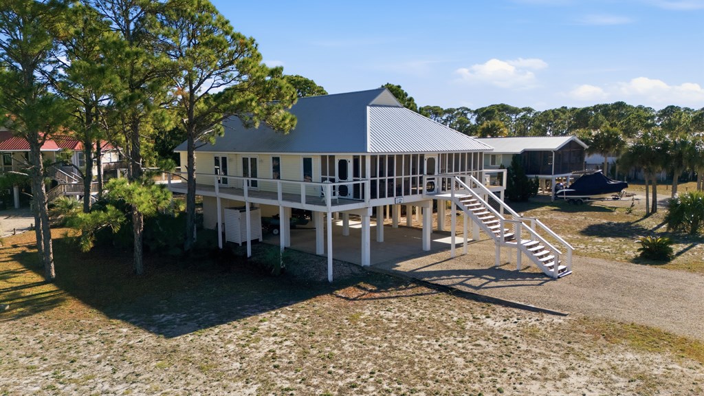 325 Marks St, St. George Island 32328