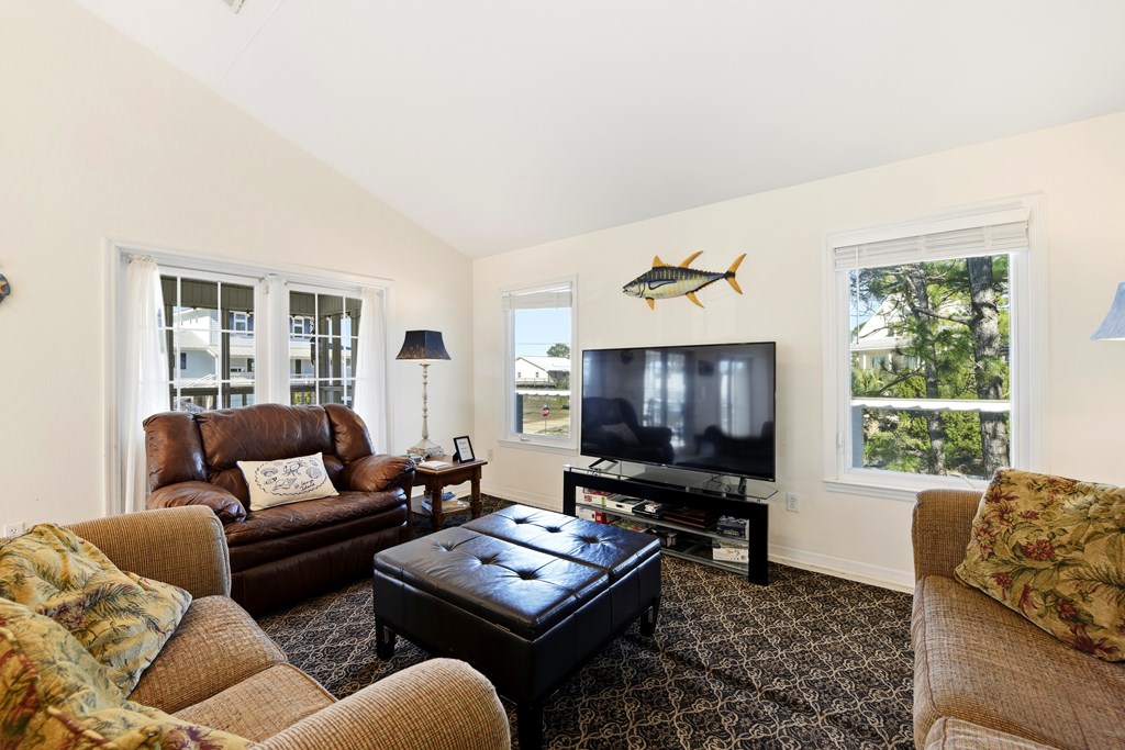 325 Marks St, St. George Island 32328