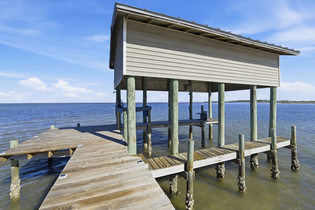 1809 E Gulf Beach Dr, St. George Island 32328