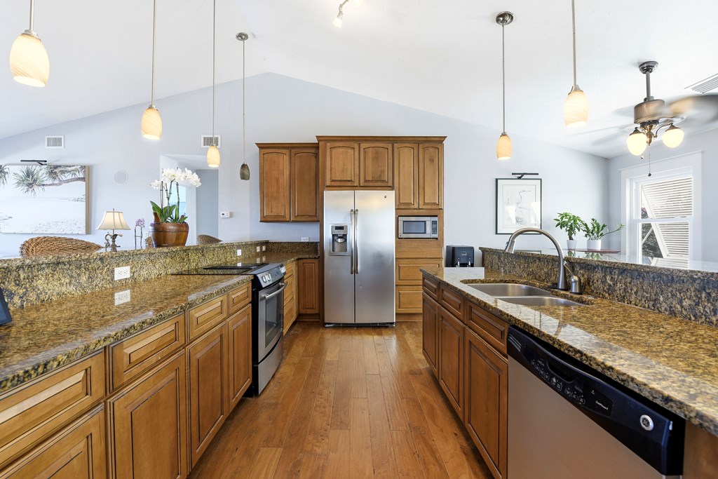 1809 E Gulf Beach Dr, St. George Island 32328