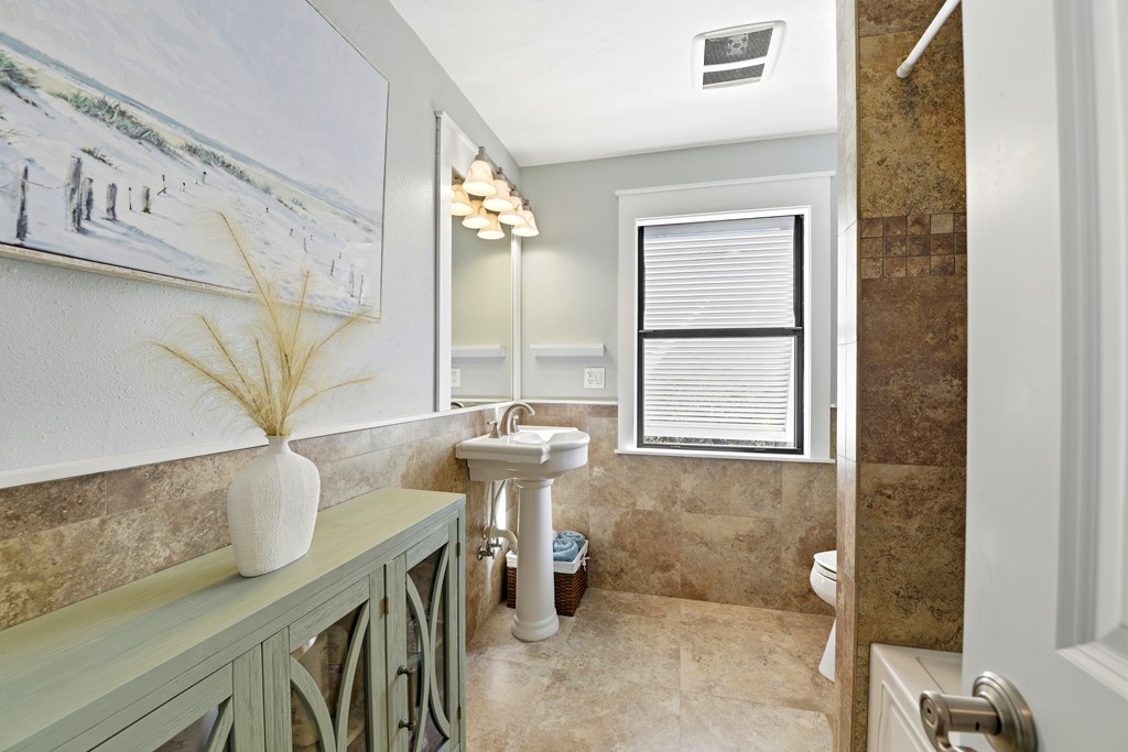 1809 E Gulf Beach Dr, St. George Island 32328