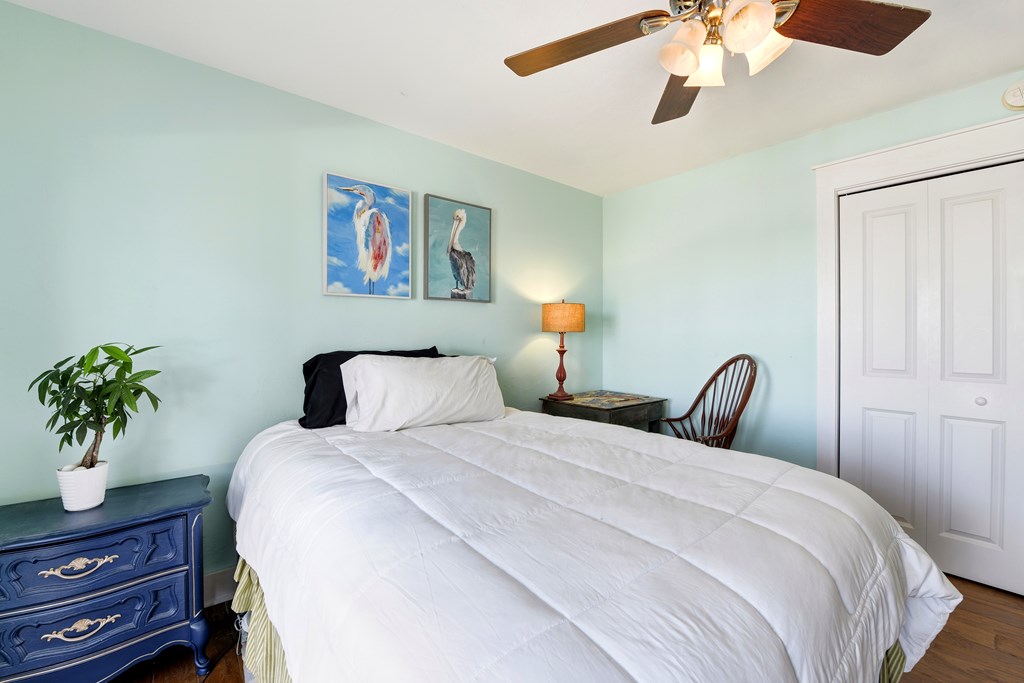 1809 E Gulf Beach Dr, St. George Island 32328