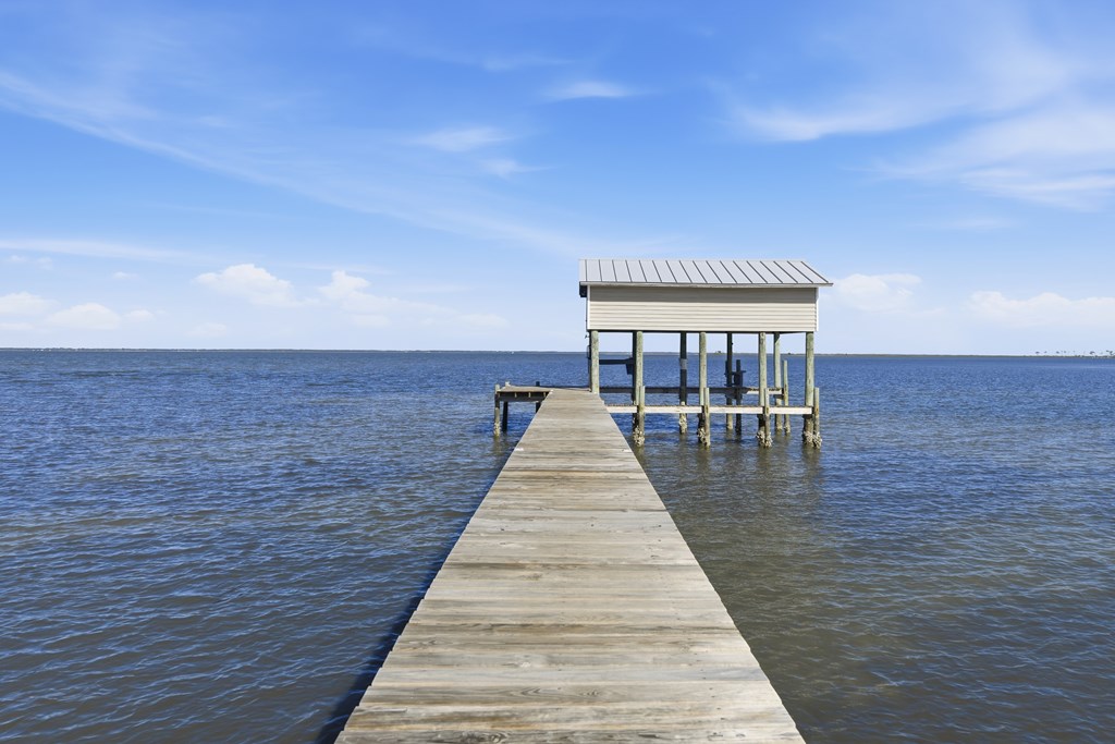 1809 E Gulf Beach Dr, St. George Island 32328