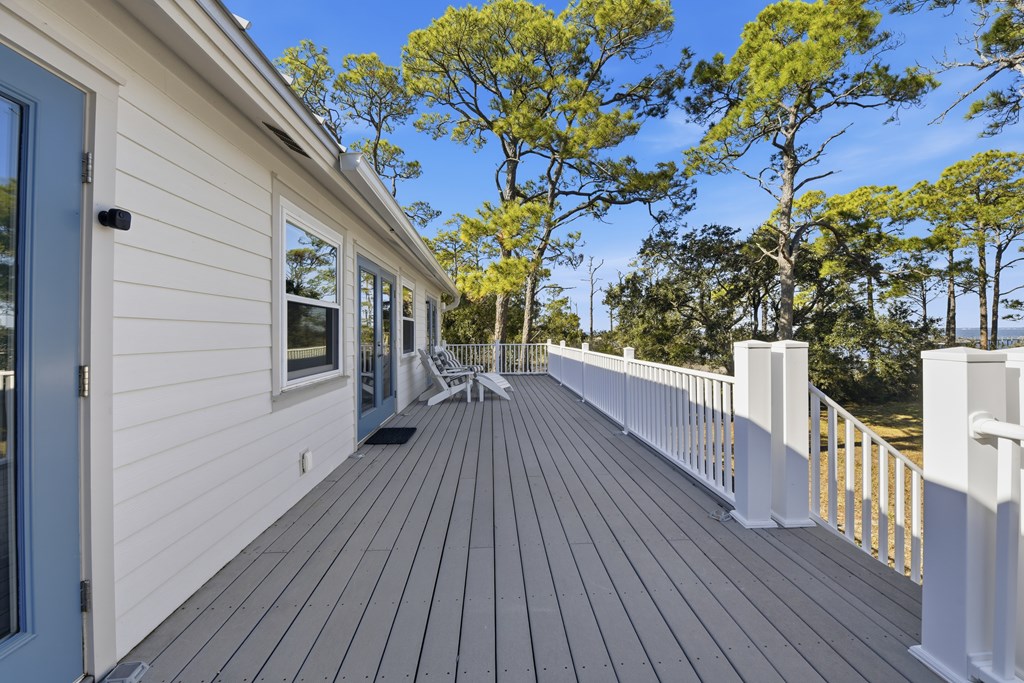 1809 E Gulf Beach Dr, St. George Island 32328