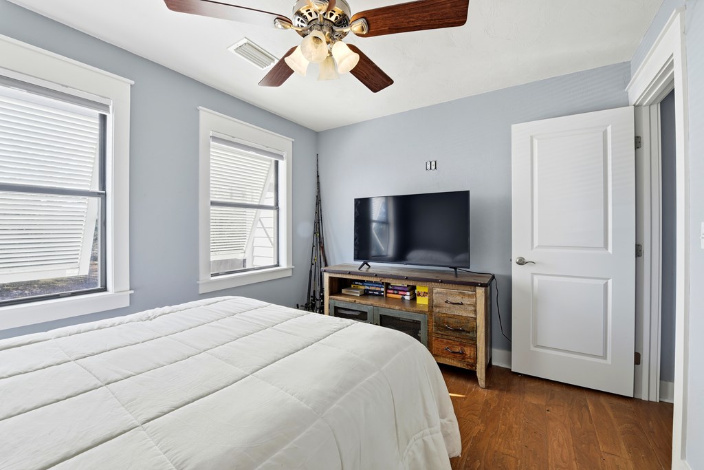 1809 E Gulf Beach Dr, St. George Island 32328